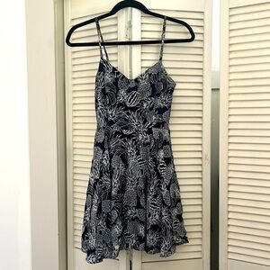 Cute Aritzia talula dress. Size 2.
